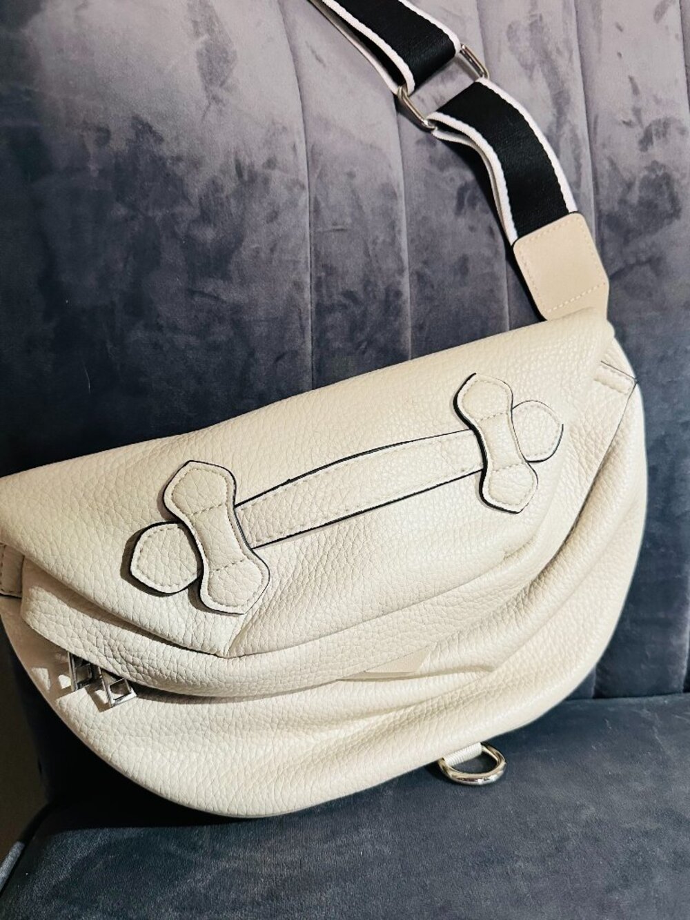 Eslcorri Large Vegan Leather Sling Bag - Cream Crescent Travel Crossbody